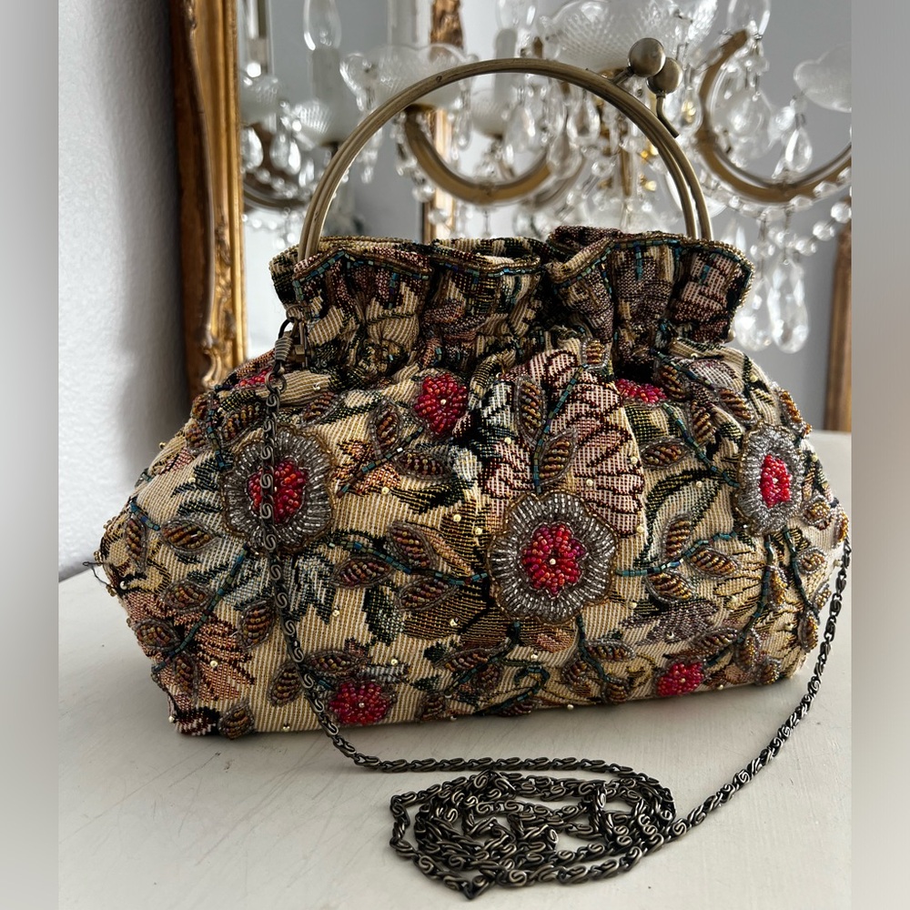 Vintage Ross-Simons Rare 1950/60s Hand Beaded Embroidered Bag Kiss Chain Strap